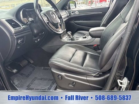 Used 2021 Jeep Grand Cherokee Limited AWD/4WD image 20
