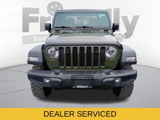Used 2023 Jeep Gladiator Sport AWD/4WD image 2