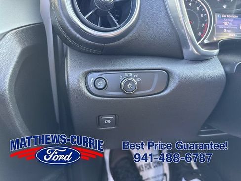 Used 2020 Chevrolet Blazer LT w/ LPO, Black Grille Bar Package FWD image 23