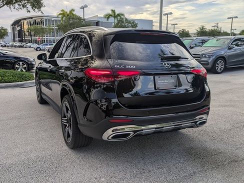 Used 2023 Mercedes-Benz GLC 300 image 8