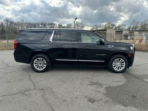 Used 2023 GMC Yukon XL SLT w/ Max Trailering Package image 2
