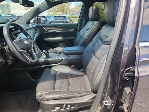 Used 2019 Cadillac XT5 Platinum image 13