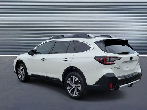 Used 2022 Subaru Outback Touring XT AWD/4WD image 4