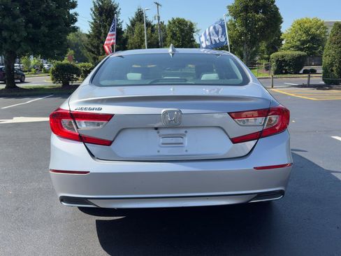 Used 2019 Honda Accord LX image 5