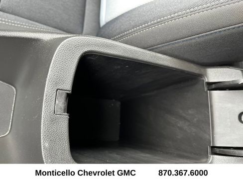 Used 2025 Chevrolet Trax LS w/ LS Convenience Package image 20