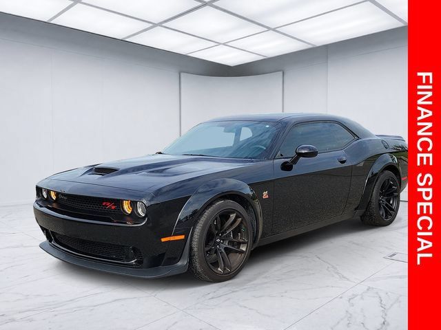 Used 2023 Dodge Challenger R/T Scat Pack RWD image 2