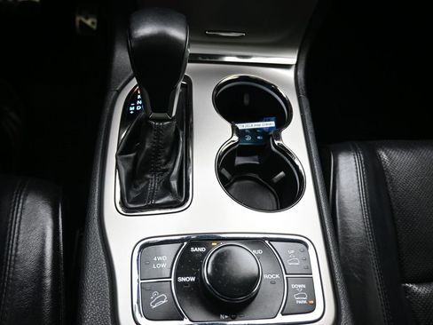 Used 2018 Jeep Grand Cherokee High Altitude image 21