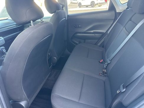 Used 2025 Hyundai Kona SEL image 15