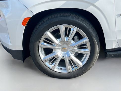 Used 2023 Chevrolet Tahoe High Country image 34