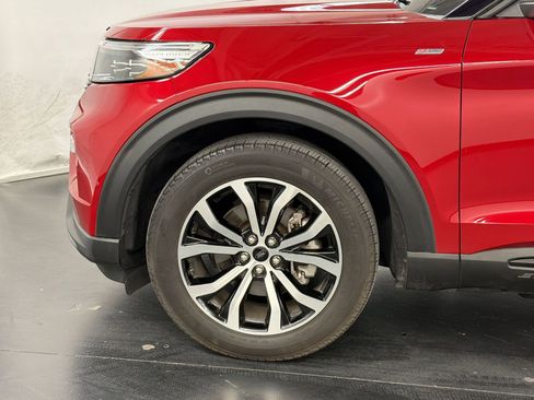Used 2022 Ford Explorer ST-Line w/ Class IV Trailer Tow Package image 34