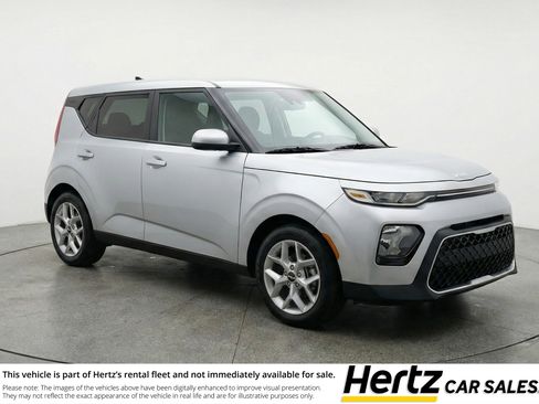 Used 2025 Kia Soul LX w/ LX Technology Package FWD image 1