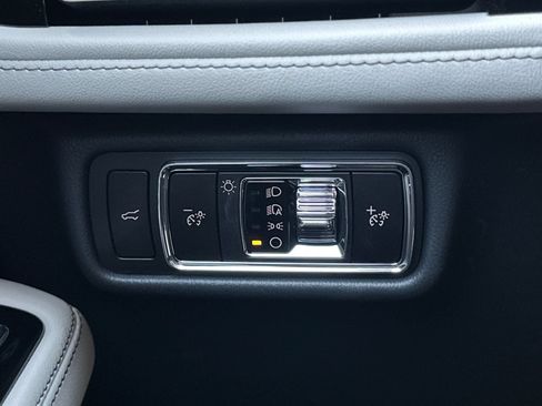 New 2026 Lincoln Aviator 2WD image 28