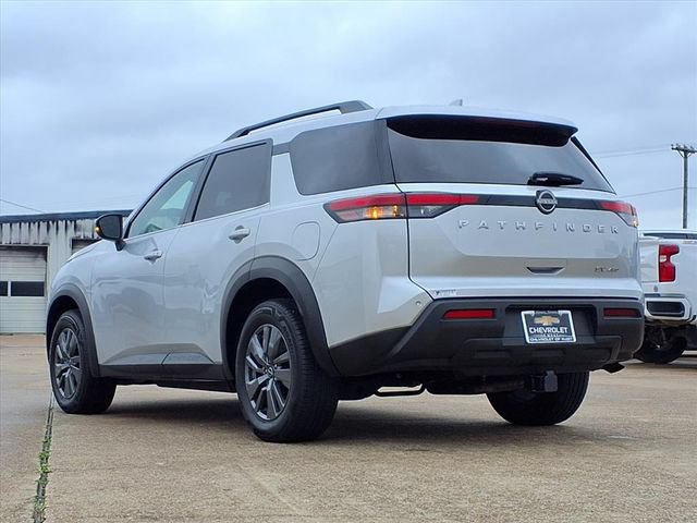 Used 2024 Nissan Pathfinder SV AWD/4WD image 6