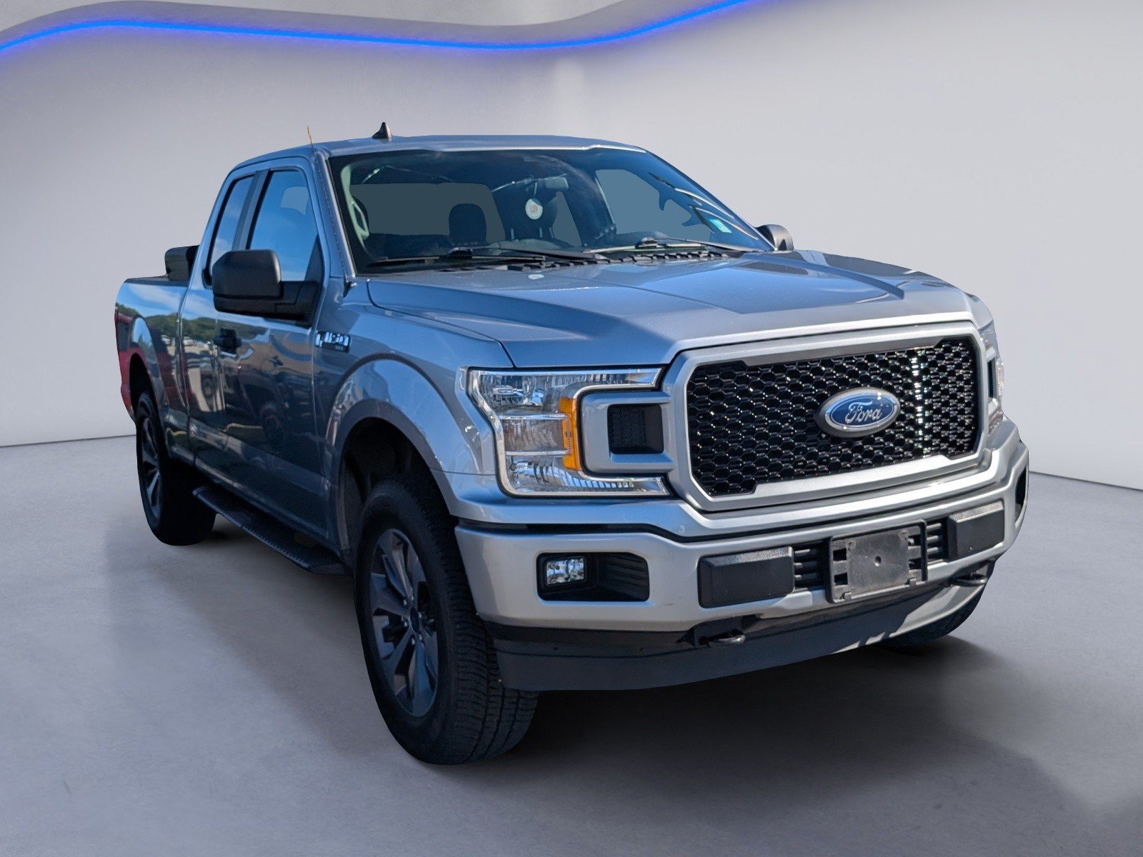 Used 2020 Ford F150 XL w/ Equipment Group 101A Mid AWD/4WD image 6