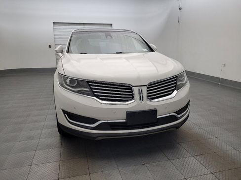 Used 2016 Lincoln MKX Reserve w/ Technology Package AWD/4WD image 14