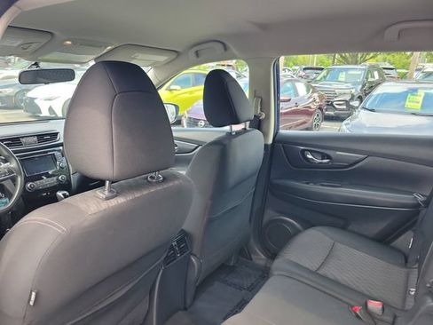 Used 2018 Nissan Rogue S AWD/4WD image 11