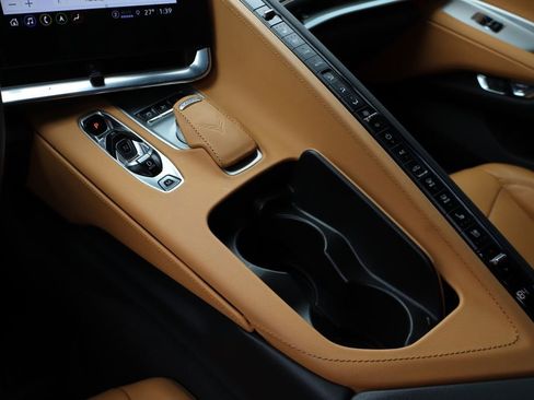 Used 2021 Chevrolet Corvette Stingray Preferred Cpe w/ Engine Appearance Package image 29