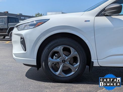 Used 2024 Ford Escape ST-Line w/ Tech Pack #1 AWD/4WD image 11