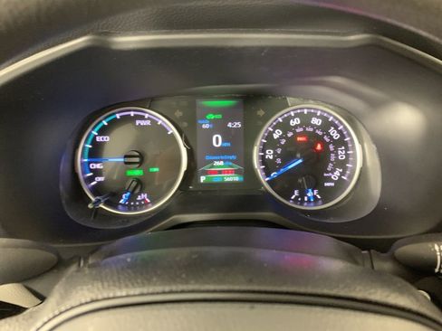 Used 2022 Toyota RAV4 XLE w/ Convenience Package image 19