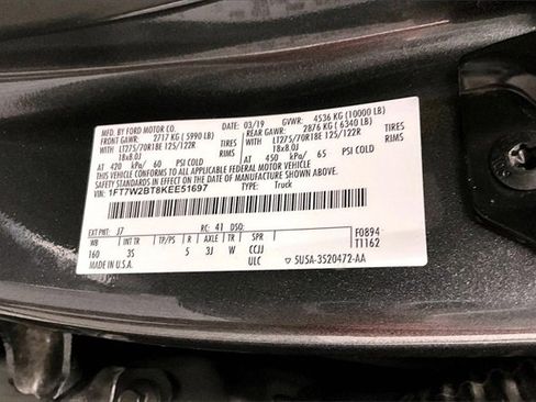 Used 2019 Ford F250 XLT w/ XLT Premium Package image 35