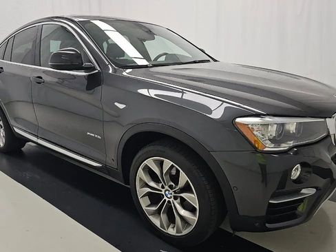 Used 2018 BMW X4 xDrive28i w/ Premium Package image 3