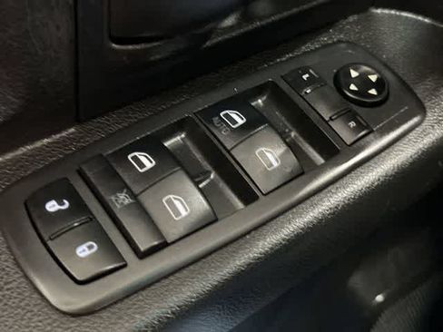 Used 2018 RAM 2500 Tradesman w/ Chrome Appearance Group AWD/4WD image 20