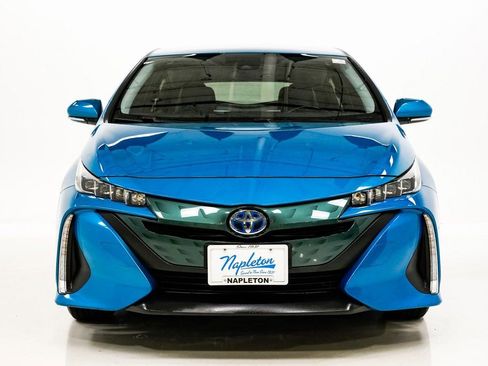 Used 2018 Toyota Prius Prime Premium image 4