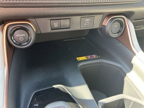 Used 2026 Toyota Grand Highlander AWD Hybrid image 13