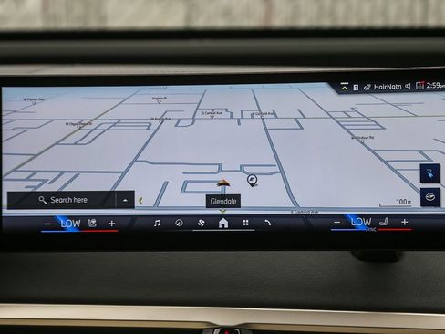 Used 2025 BMW iX xDrive50 w/ Premium Package AWD/4WD image 10