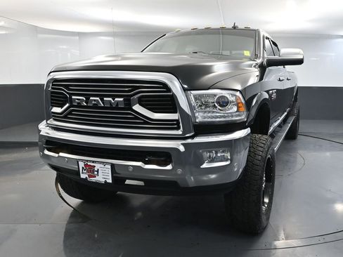 Used 2016 RAM 2500 Limited image 12