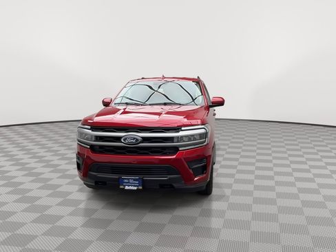 Used 2022 Ford Expedition XLT image 35