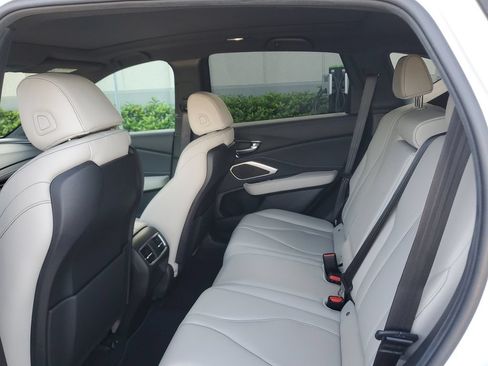Certified 2025 Acura RDX SH-AWD image 16