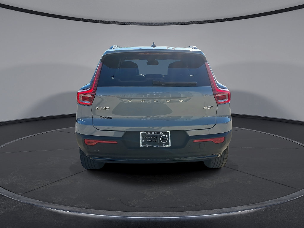 Certified 2026 Volvo XC40 B5 Plus AWD/4WD image 29