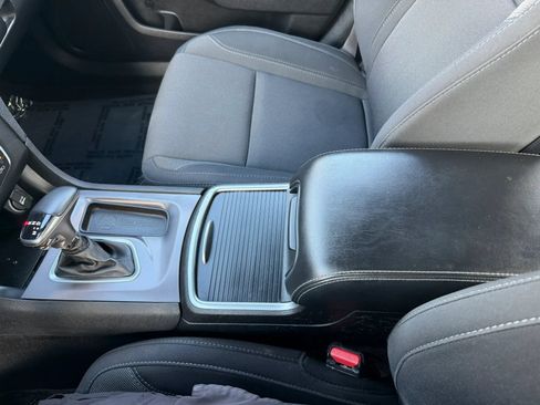 Used 2019 Dodge Charger SXT AWD/4WD image 31