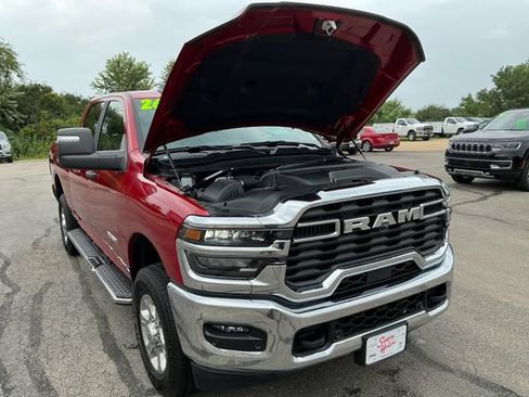 Used 2026 RAM 2500 Big Horn AWD/4WD image 11