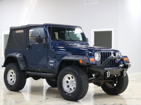 Used 2004 Jeep Wrangler Rubicon image 1