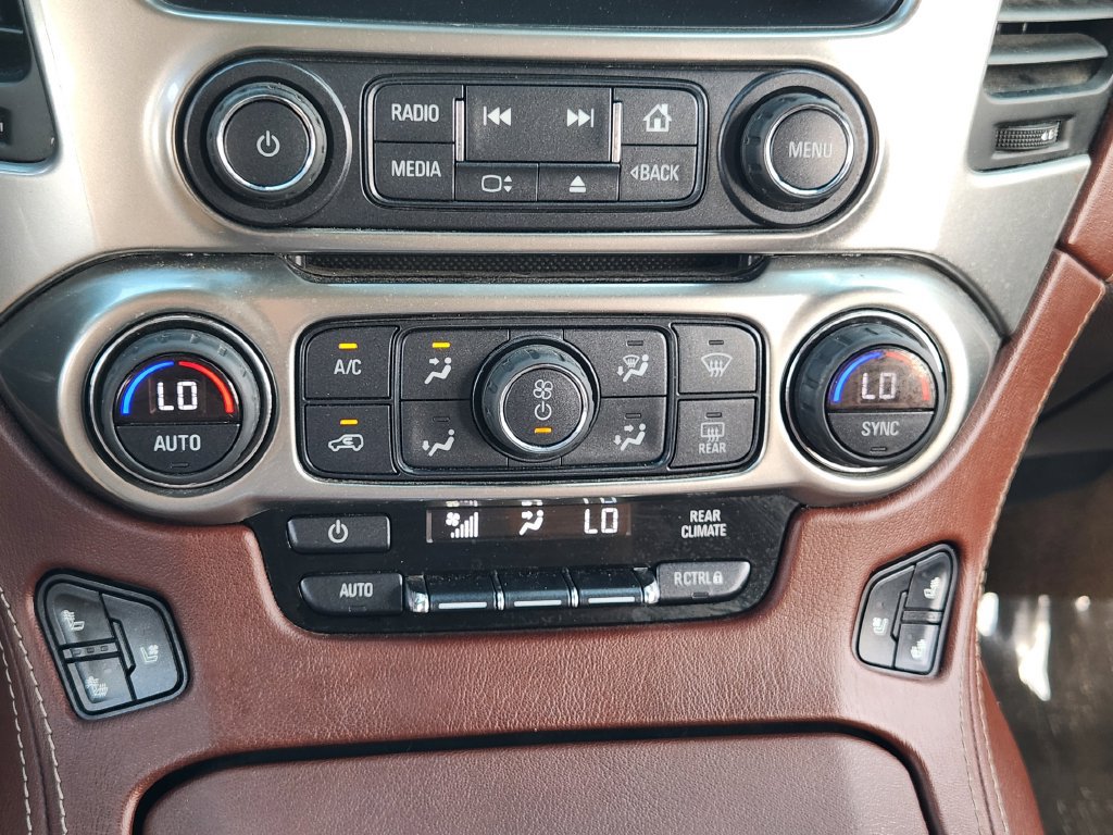 Used 2019 Chevrolet Tahoe Premier AWD/4WD image 18