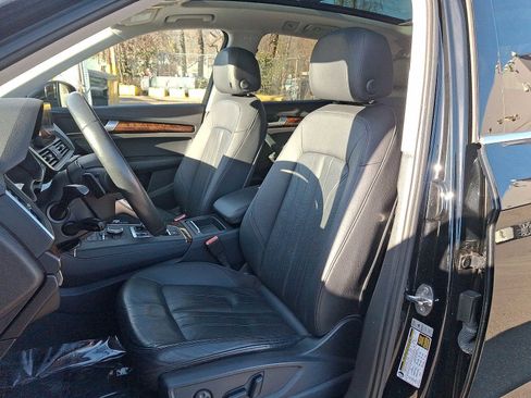 Used 2018 Audi Q5 2.0T Premium Plus w/ Premium Plus Package image 11