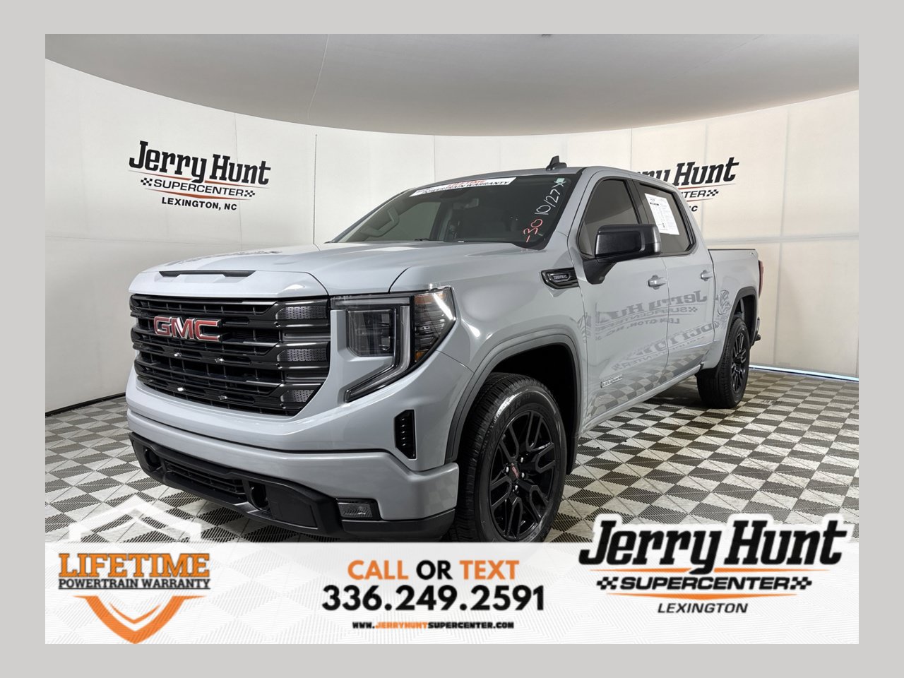 Used 2024 GMC Sierra 1500 Elevation AWD/4WD image 1