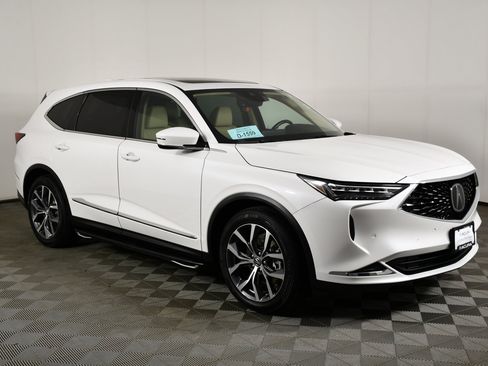Certified 2024 Acura MDX SH-AWD w/ Technology Package image 4