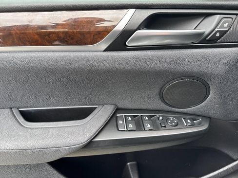 Used 2017 BMW X3 xDrive28i image 10