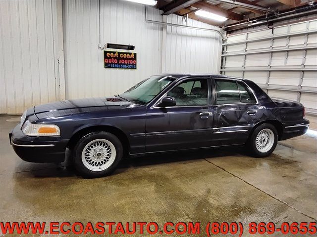 Used 2001 Ford Crown Victoria LX RWD image 5