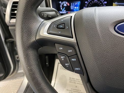 Used 2020 Ford Fusion SE image 25