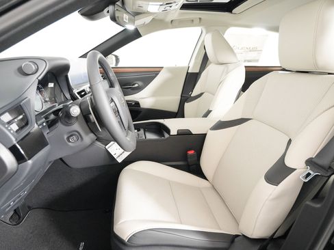 New 2025 Lexus ES 350 w/ Premium Package image 8