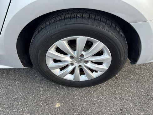 Used 2014 Volkswagen Passat 1.8T Wolfsburg Edition image 28