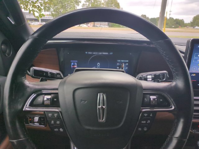 Used 2023 Lincoln Navigator Reserve AWD/4WD image 15
