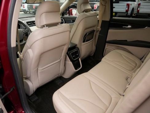 Used 2016 Lincoln MKX Reserve w/ Climate Package image 12