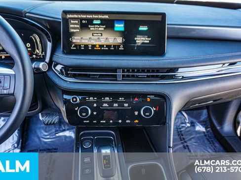 Used 2025 INFINITI QX60 Luxe image 41