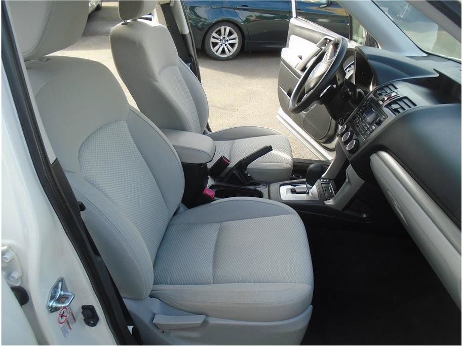 Used 2015 Subaru Forester 2.5i Premium w/ All-Weather Package AWD/4WD image 14