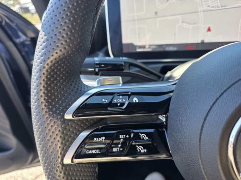 Used 2022 Mercedes-Benz C 300 C 300 image 15